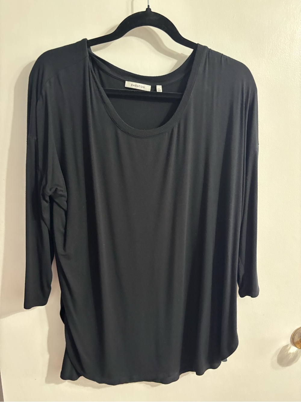 Aritzia Babaton Black Scoop Neck Long Sleeve Top